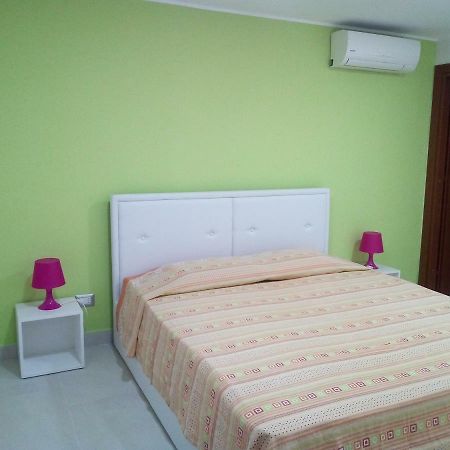 Casa Valery Holiday Home คาตาเนีย ภายนอก รูปภาพ
