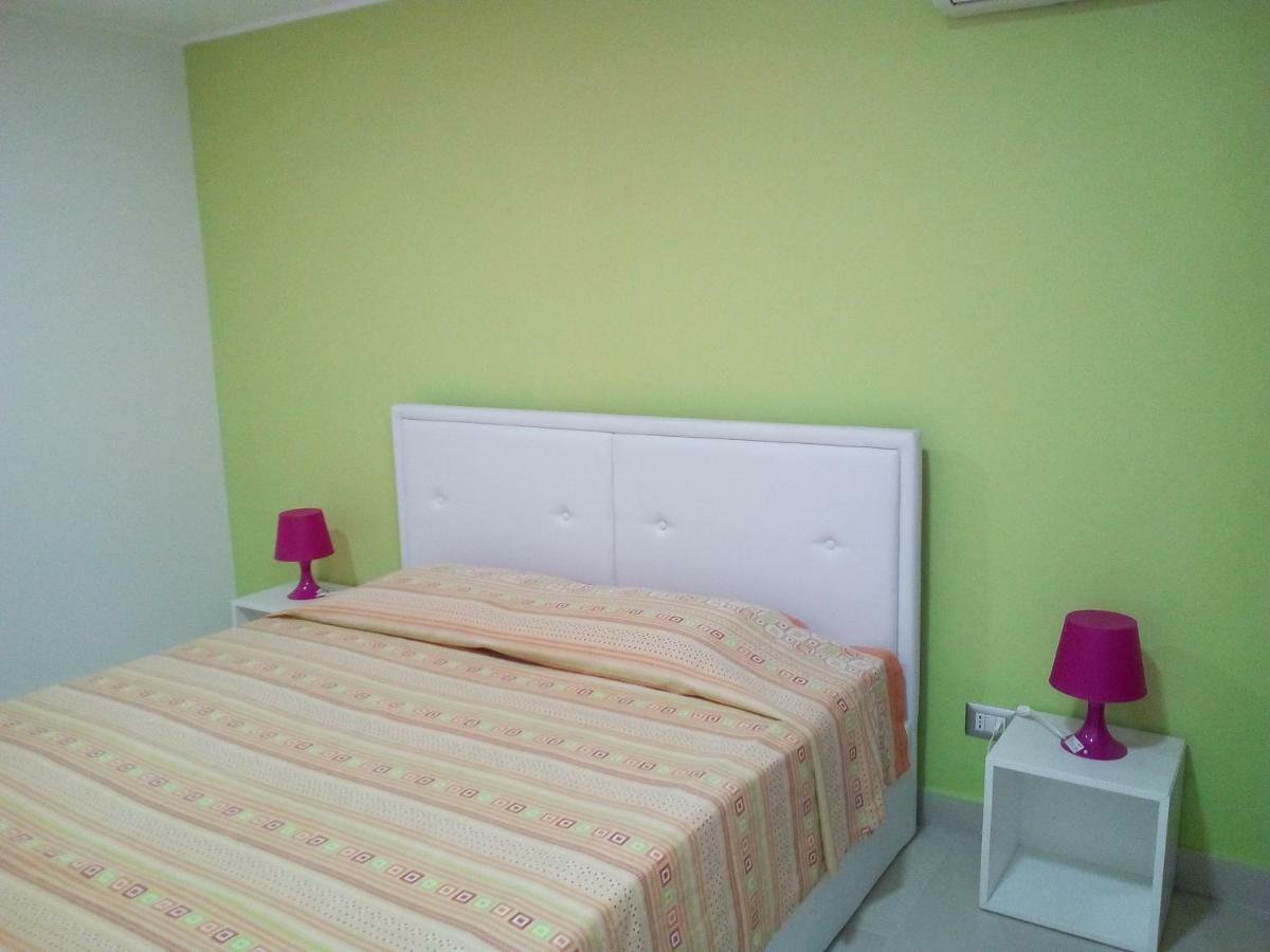 Casa Valery Holiday Home คาตาเนีย ภายนอก รูปภาพ